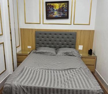 Binh Xuyen Hotel | Roy Hotel Thiện Kế