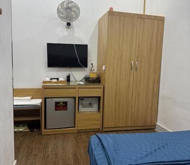 Binh Xuyen Hotel | Roy Hotel Thiện Kế