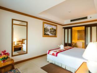 Pratumnak Hill Hotel | Royal Cliff Beach Terrace Pattaya