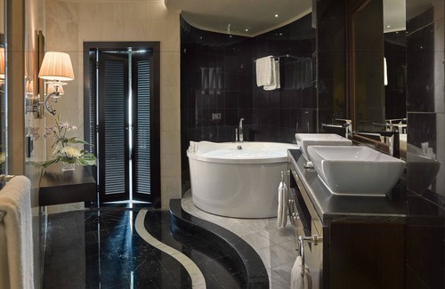 New Cairo Hotel | Royal Maxim Palace Kempinski Cairo