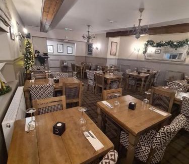 Braithwaite Hotel | Royal Oak Braithwaite