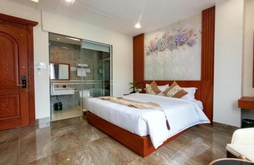 Da Lat Hotel | Royal Palace