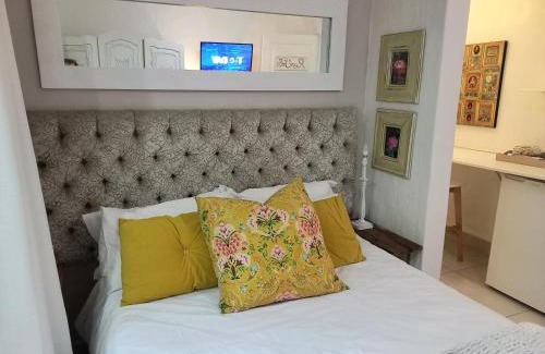 Umhlali Beach House | Royal Palm Suite, Villa Roc Guesthouse, Salt Rock Ballito, Solar Power