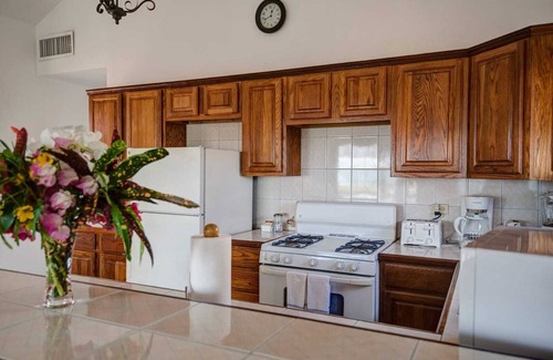 South Hill Apartment | Royal Palms Hotel