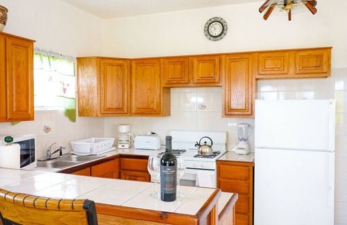 South Hill Apartment | Royal Palms Hotel