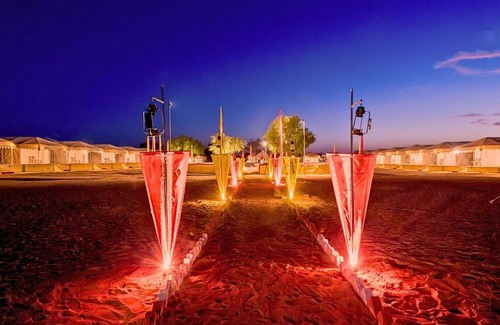 Kanoi Hotel | Royal Pavilion The Cozy Camp at Sam Sand Dunes