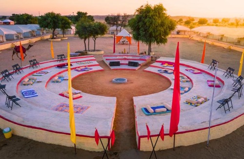 Kanoi Hotel | Royal Pavilion The Cozy Camp at Sam Sand Dunes