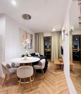 Bemowo Apartment | Rudnickiego, Fort Bema, free parking by Cosmo Spirit