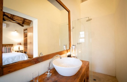 Maruleng Cabin | Rukiya Safari Camp