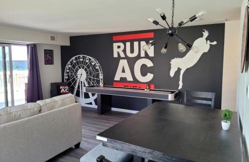 Atlantic City House | Run-AC Villa- Block from Ocean Casino & Waterpark!