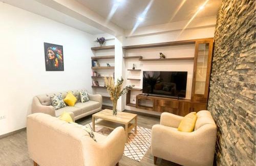 Urubamba House | Rural Retreat with Charming Patio 2 Bedrooms