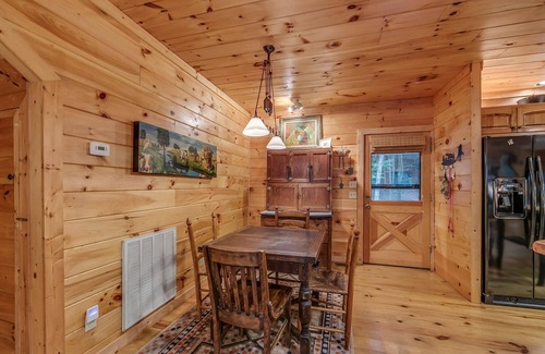 Ellijay Cabin | Rushing Creek, Private Haven, Children's Paradise, Enchanted playground