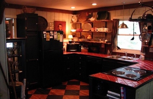 Pisgah Forest Cabin | Rustic and Sophisticated Accommodation
