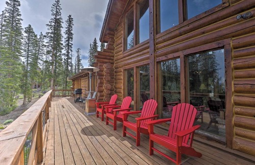Quandary Village House | Rustic Breckenridge Escape with Hot Tub and MTN Views!