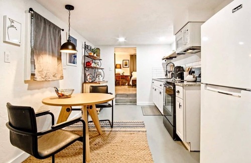 Central Oklahoma City Apartment | Rustic Gem 5min-asian District Full Kitchen
