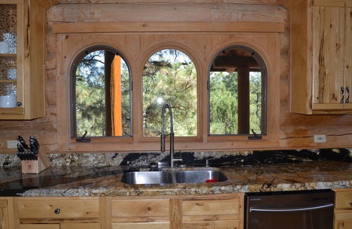Sierra Pines Cabin | Rustic Log Cabin in the Pines , 4 bed , 2 Bath, Next to Forest