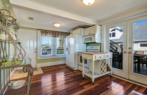 Fernandina Beach House | Rustic Ocean Front Cottage by RedAwning