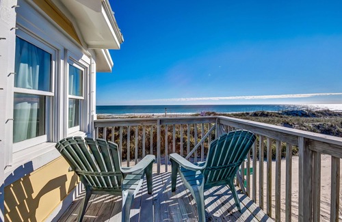Fernandina Beach House | Rustic Ocean Front Cottage by RedAwning