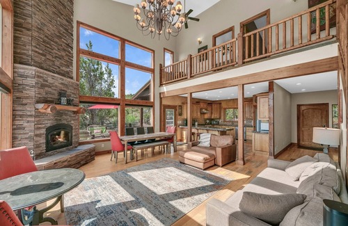 Zion National Park East Entrance Cabin | Rustic Pine| Experience the magic of Zion