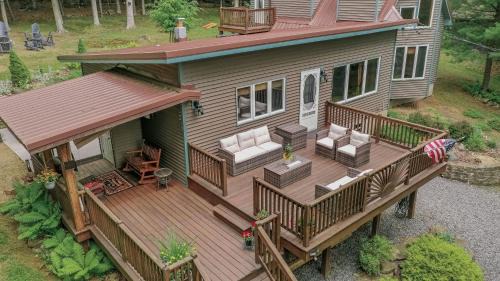 Swanton House | Rustic Retreat