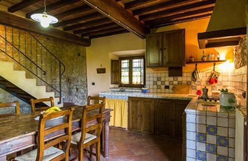 Chianni House | Rustico in Pietra