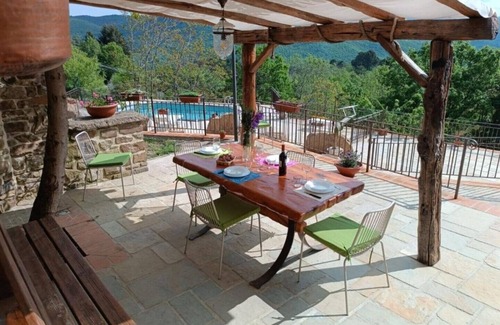 Castel Focognano House | Rustico Toscano