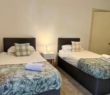 Bedford Apartment | Rutland - Large town centre apartment