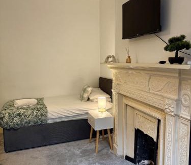 Bedford Apartment | Rutland - Large town centre apartment