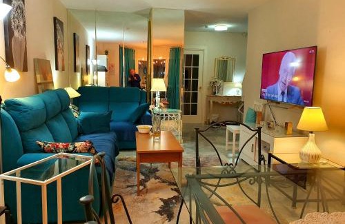 Costa del Sol Apartment | Rymlig lägenhet för 7,8 persons in Los Boliches, Fuegirola