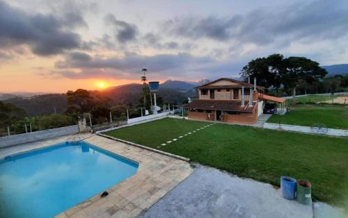 Mairipora House | Sítio Grangeiro