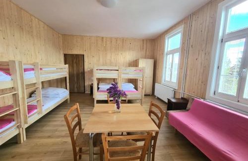 Tatranska Lomnica Hostel | SŠvP 1. máj