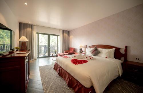 Bac Kan Hotel | Sơn Nữ Emerald Hill Hotel