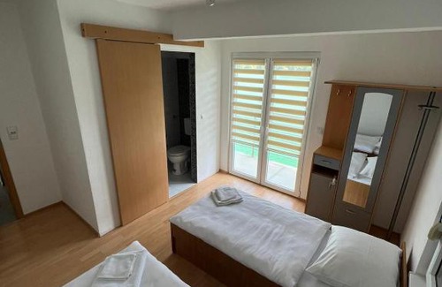 Konjic Apartment | S&R Lake View Hostel