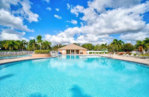 Sabal Harbour House | Sabal Key Townhome