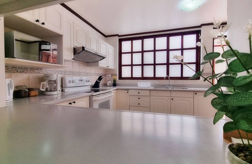 Mata Redonda Apartment | Sabana Studios
