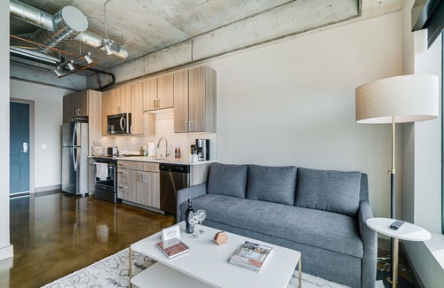 Warehouse District Condo | Sable 607 - Alcove