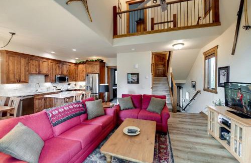 Four O'Clock House | Saddlewood Snowbird Townhome - Ski-In Ski-Out - Hot Tub