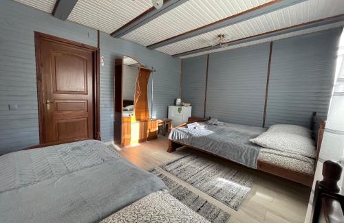 Bukovel House | Sadyba u Halyny Sunrise