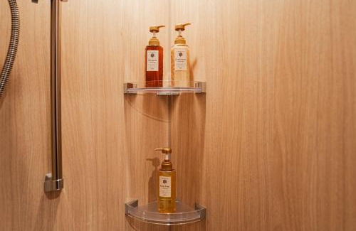 Honmachi Apartment | SAEI Hotel 西新宿502