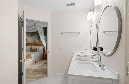 Regal Palms House | Safari Escape at Regal Palms Resort - Sage Vacations