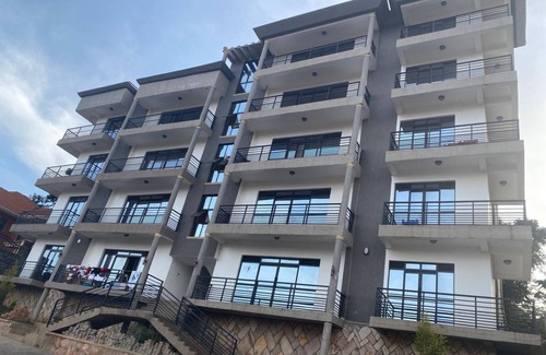 Entebbe Apartment | Safari Lake View Suits