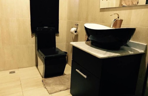 Maitama Hotel | SAFIS SUITES