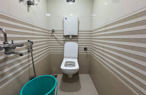 Thane West Hotel | Sai Residency & Dormitory