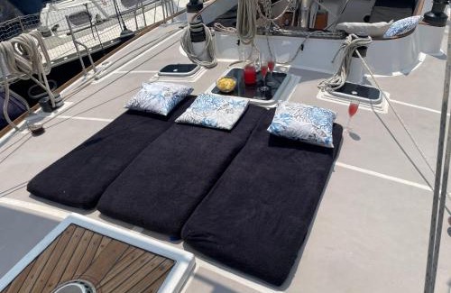 Old Town Boat Rental | SailBoat B&B on Board