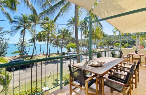 Horseshoe Bay Apartment | Sails on Horseshoe Apartment 4