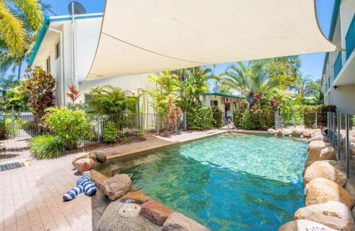 Horseshoe Bay Apartment | Sails on Horseshoe Apartment 4
