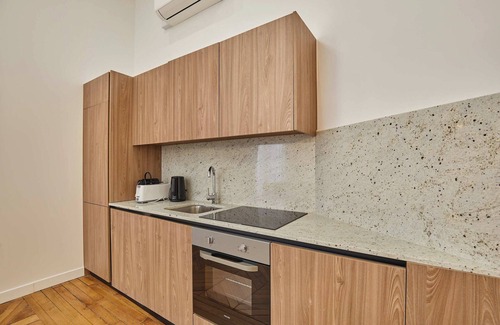 L'Europe Apartment | Saint Honore Luxury Apartment With AC
