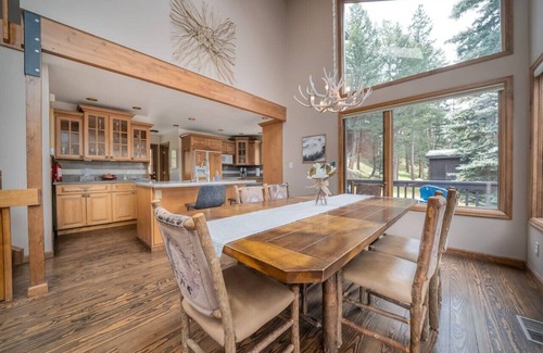 Aspen Brook Cabin | SALE! Loaded! Fireplaces, Pool Table, Nat`l Park