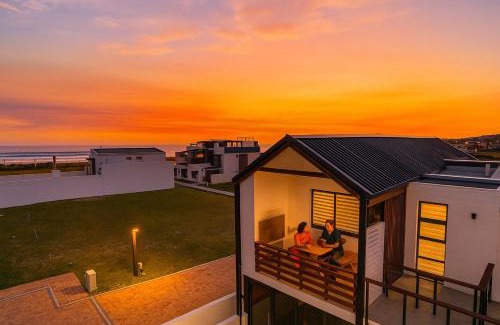 Jeffreys Bay Apartment | Salt & Serenity on Sea By Jono & Erik