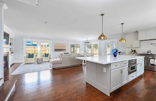 Wianno House | Saltwater Pool & Hot tub Close to beach and coastal seaside village. RPMS056